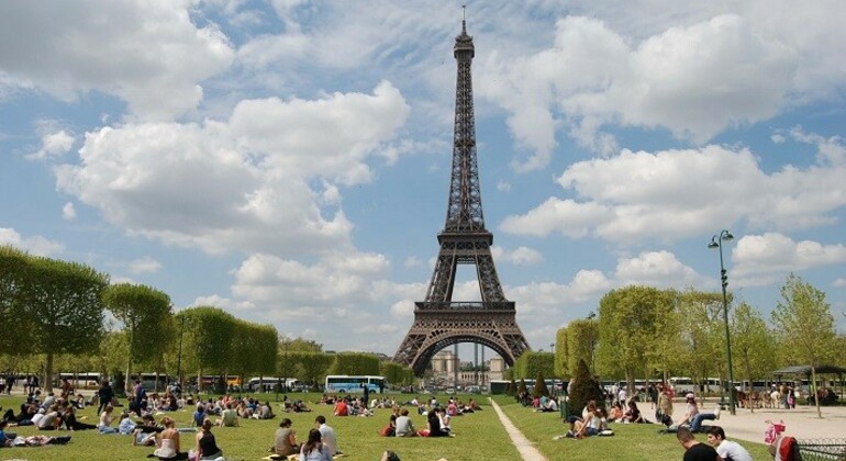 Free Tour Torre Eiffel Y Arco Del Triunfo Par S Freetour