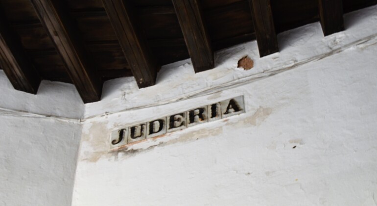 Free Tour por el Barrio de Santa Cruz La Antigua Judería Sevillana