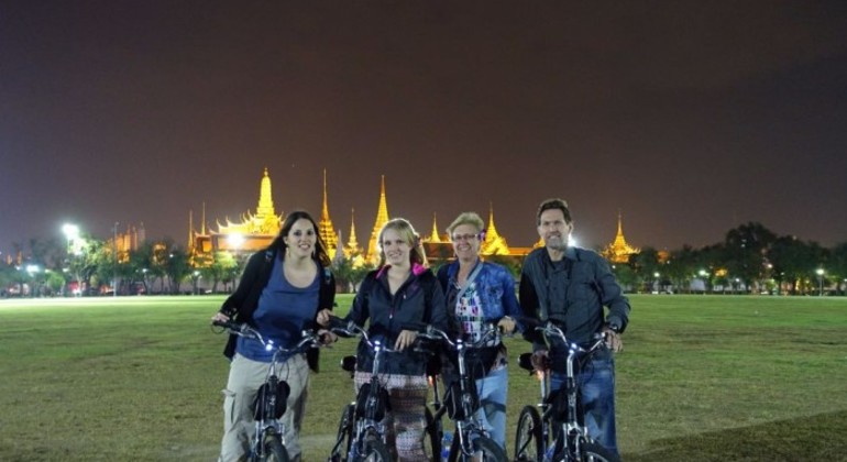 Go Black - Bangkok Night Bike Tour