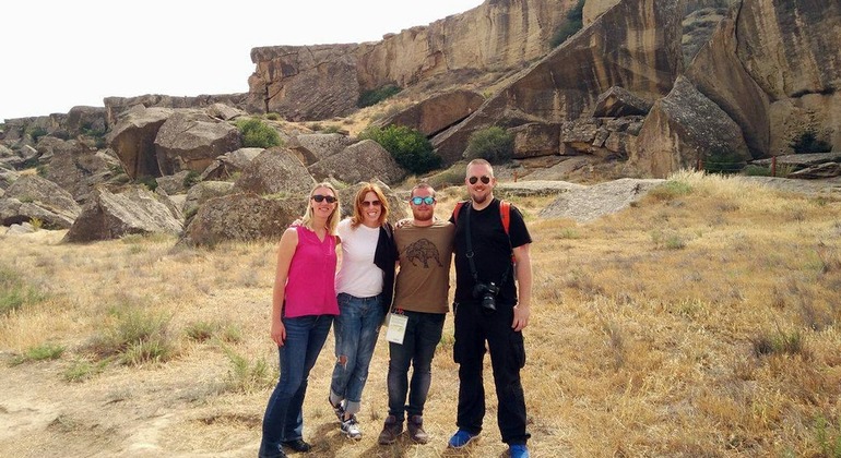 gobustan-and-mud-volcano-tour-es-1