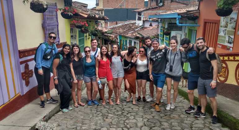 discover-guatape-day-tour-es-3