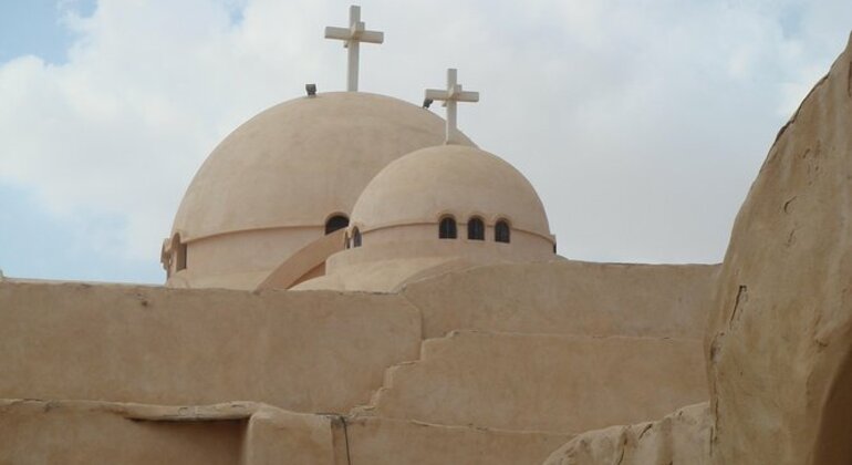 day-tour-to-wadi-el-natron-monastery-from-alexandria-es-1