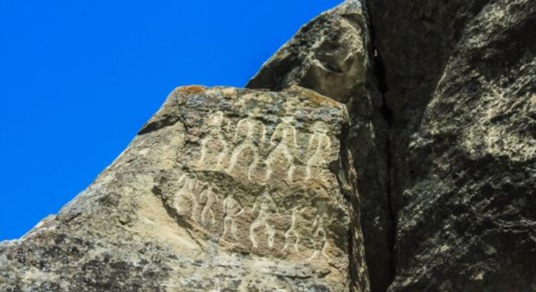 gobustan-and-mud-volcanoes-tour-en-1