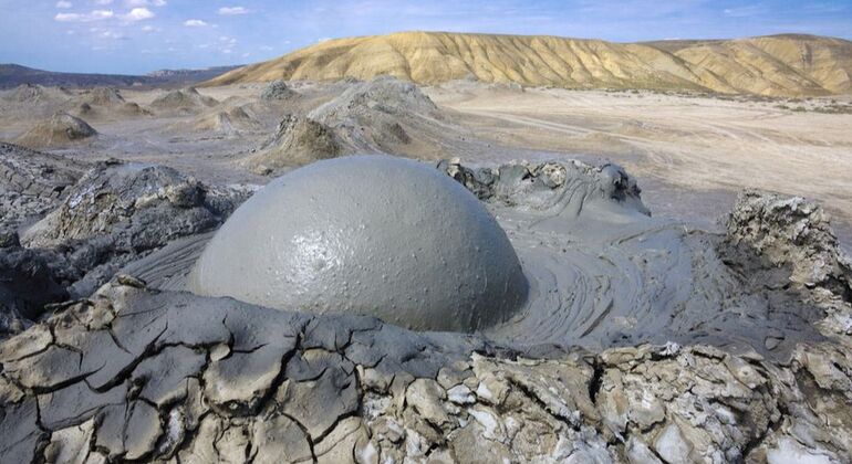 gobustan-and-mud-volcanoes-tour-en-3