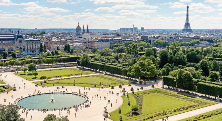 Free Tour París Imprescindible Operado por Paseando por Europa S.L