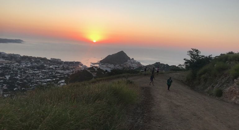 cabo-san-lucas-sunset-or-sunrise-walk-es-2