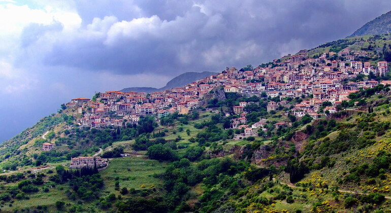 full-day-tour-to-delphi-arachova-and-distomo-en-1