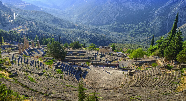 full-day-tour-to-delphi-arachova-and-distomo-en-2