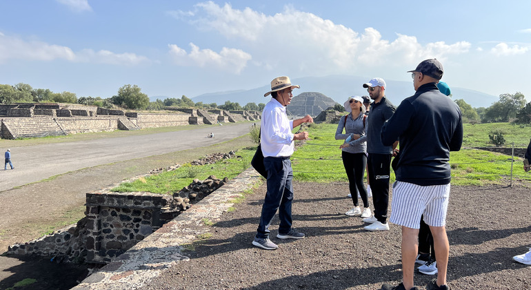 Excursión a Teotihuacán con transporte privado y comida, Mexico