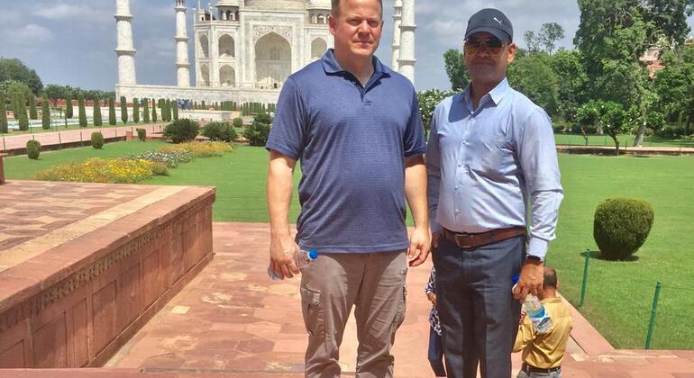 Visite privée du Taj Mahal par la voie express depuis Delhi