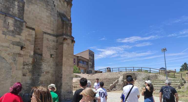 visita-la-iglesia-de-castronuno-es-8