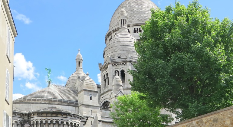 Montmartre - Moulin Rouge to Sacre Coeur. Small-Group, Free Tour  Provided by Discover Walks - more to do and see