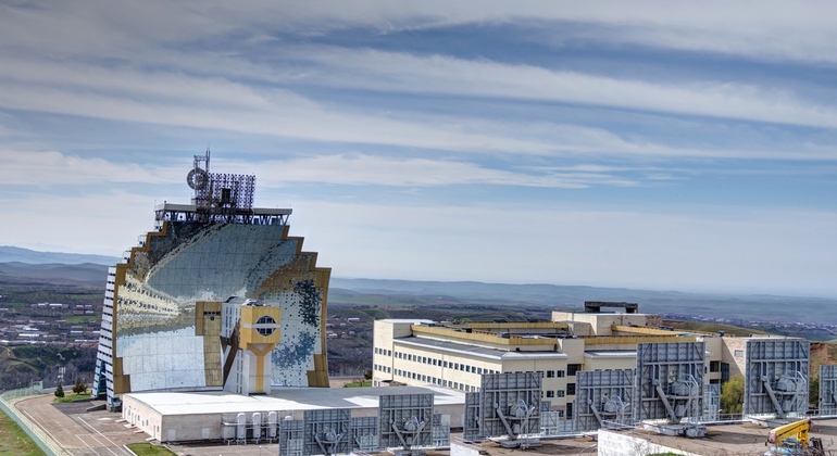 remnants-of-ussr-heliocomplex-institute-of-the-sun-en-5