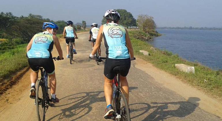 Tour en Bicicleta por las Ruinas de Polonnaruwa desde Polonn