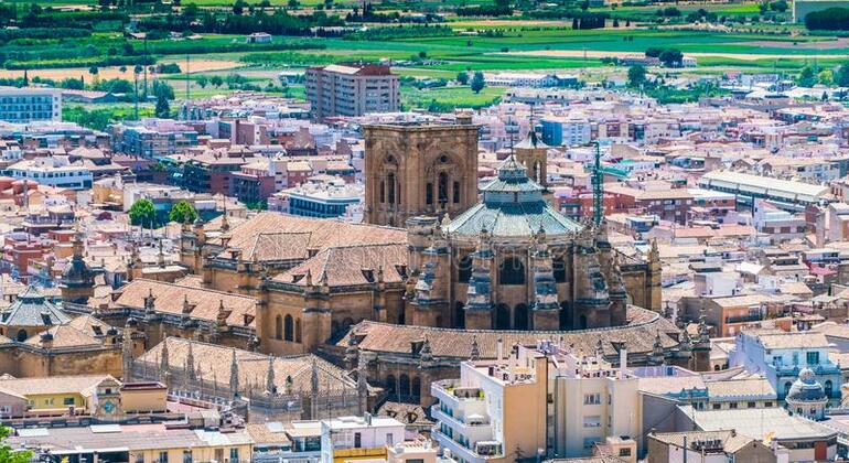 Discovering Granada Walking Tour - Granada | FREETOUR.com