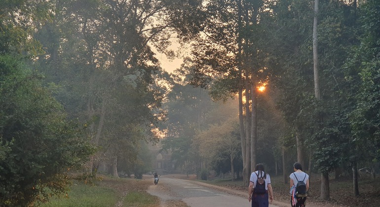 angkor-wat-temple-sunrise-private-tour-guide-and-driver-es-10