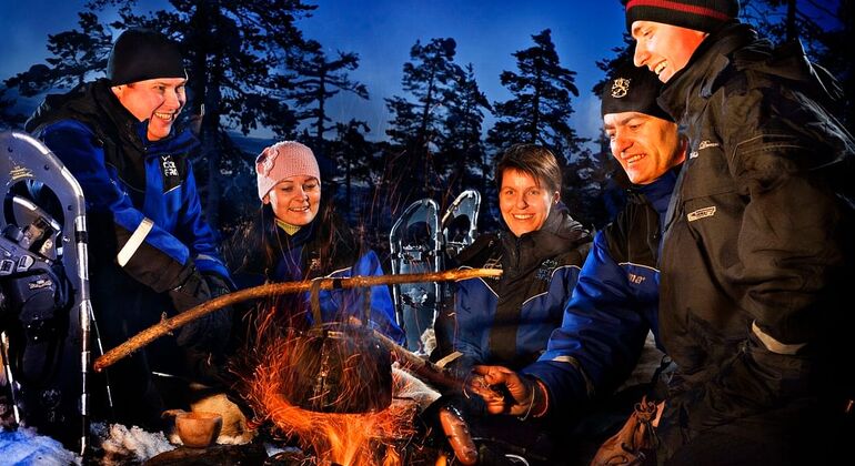 ice-fishing-excursion-with-campfire-bbq-in-rovaniemi-en-4