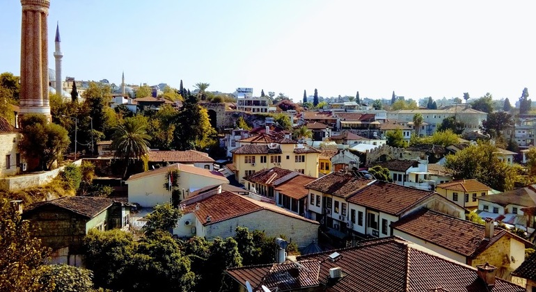 Tour a piedi gratuito del centro storico di Antalya Turchia — #1