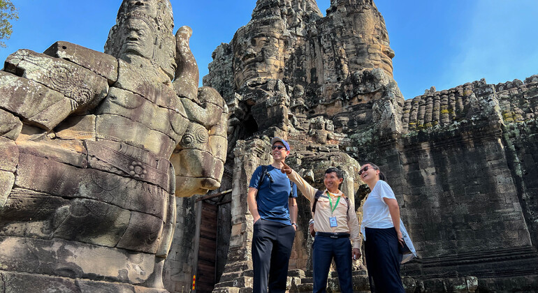 angkor-wat-small-group-sunrise-tour-en-1