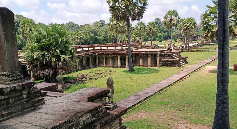 the-best-of-angkor-wat-angkor-thom-and-ta-prohm-temples-en-3