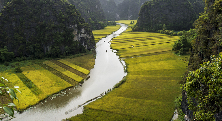 hoa-lu-tam-coc-full-day-trip-en-2