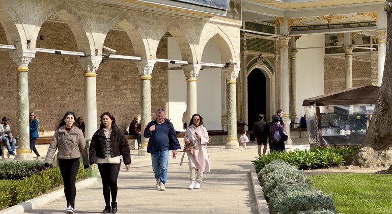 hagia-sophia-and-topkapi-palace-tour-es-23