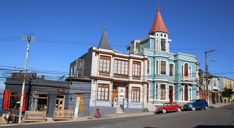 Visite Libre De Valparaiso (côté B) - Valparaiso | FREETOUR.com