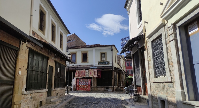 korca-free-walking-tour-en-2