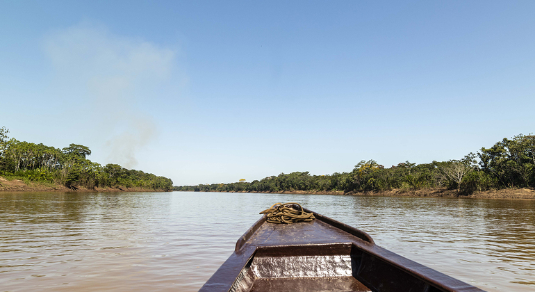 puerto-maldonado-lake-sandoval-canoeing-with-lunch-es-7