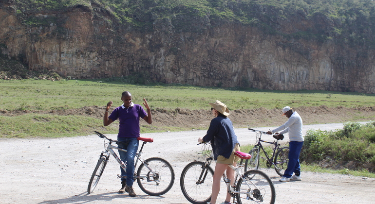 day-trip-to-hells-gate-crescent-island-and-lake-naivasha-2-es-7