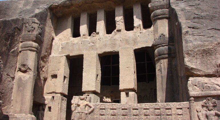 Kanheri Caves: 5-Hour Excursion from Mumbai