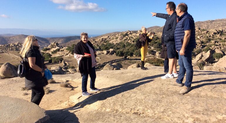 Descubra la isla de Tinos con nosotros