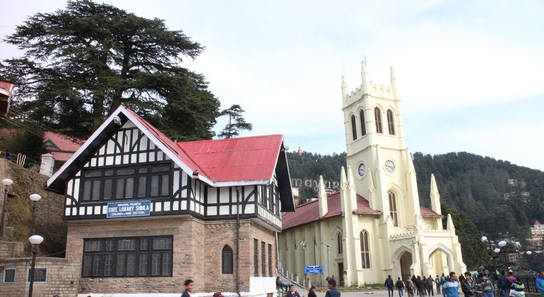 guided-heritage-walking-tour-in-shimla-es-3