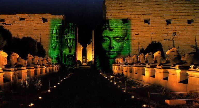 Espectáculo privado de luz y sonido en el templo de Karnak en Luxor