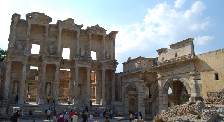 ephesus-tour-from-izmir-en-1