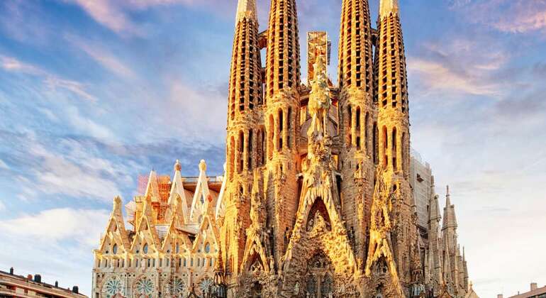 Sagrada Familia & Passeig De Gracia - Gaudi & Modernism Tour Spain — #1