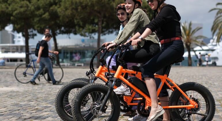 Visita guiada en E-Bike: Las 25 mejores atracciones de Barcelona y Montjuic Operado por ORANGE FOX S.L.