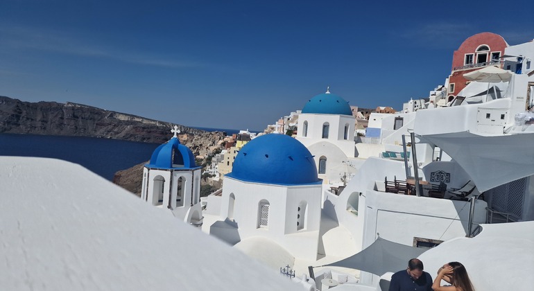 personalized-tour-of-santorini-en-9