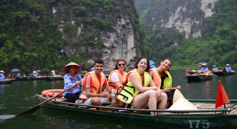 Journée complète à Ninh Binh, excursion en bateau à Trang An et montagne du Dragon