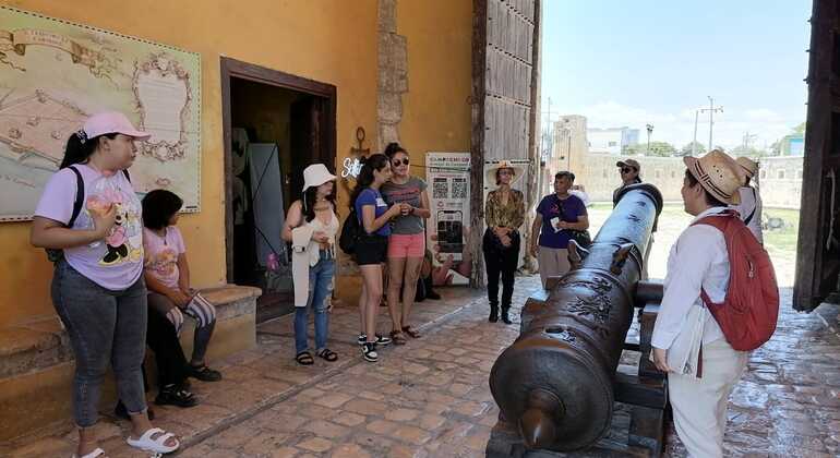 downtown-walking-tour-in-campeche-en-8