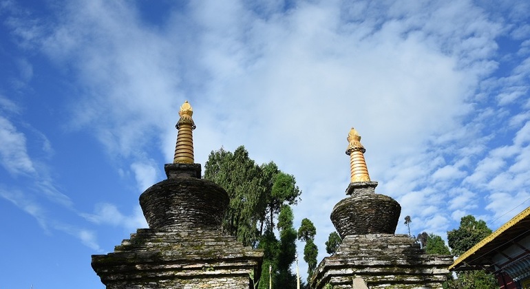 hike-to-sanghachoeling-monastery-en-1