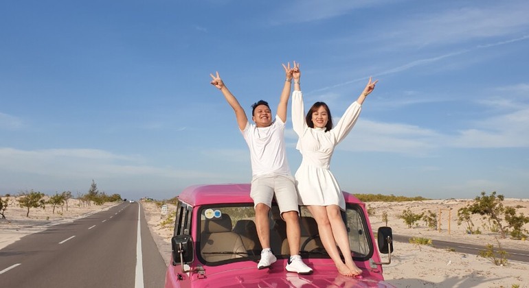 sunrise-mui-ne-sand-dunes-jeep-tour-en-2