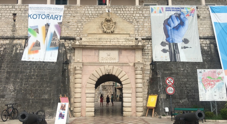 Visite à pied gratuite de Kotor Monténégro — #1