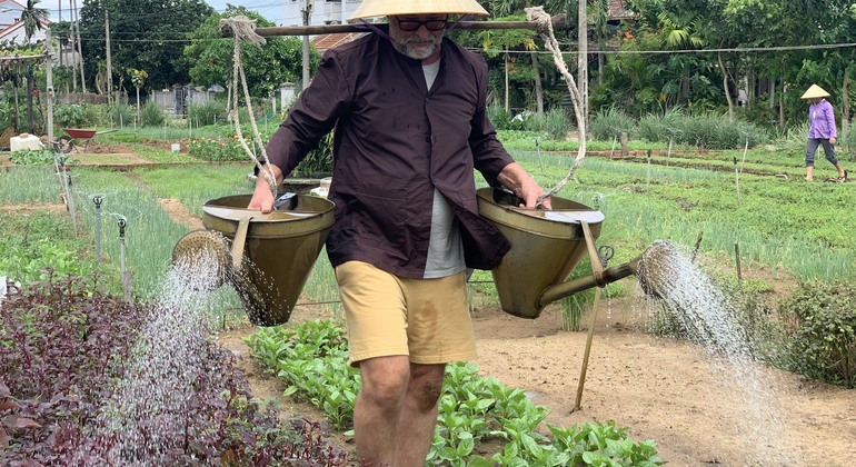 biking-cooking-class-in-vegetable-farm-es-1