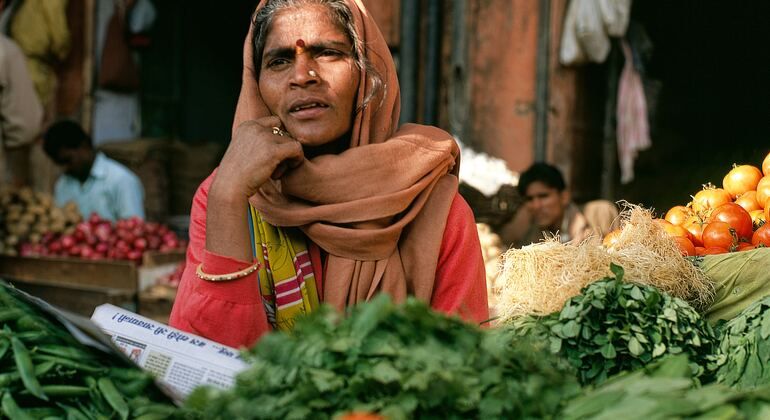 taste-of-the-best-of-varanasi-food-tour-es-9