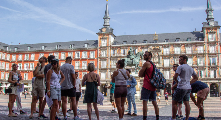 Quiz Walking Tour - Enjoy, Learn & Compete - Madrid | FREETOUR.com