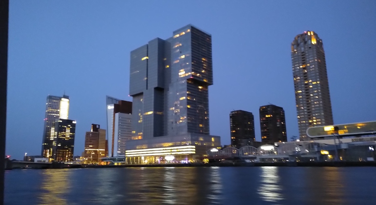 rotterdam-by-night-es-1