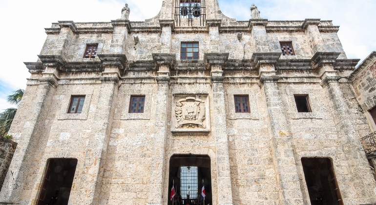 free-tour-historico-en-la-ciudad-colonial-primera-de-america-es-6