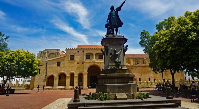 Tour Histórico en la Primera Ciudad Colonial de América