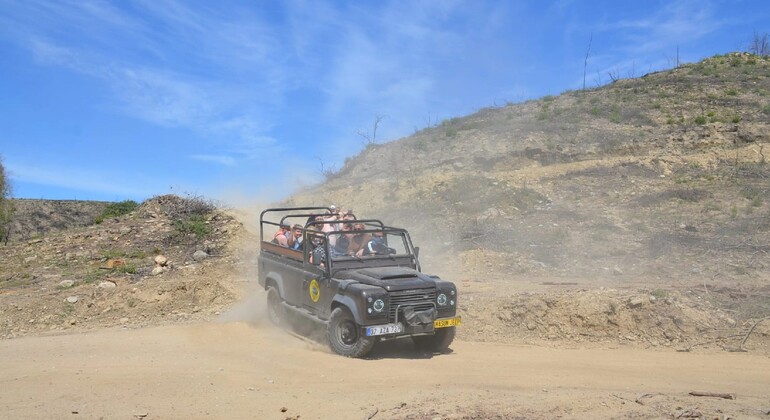 jeep-safari-tour-in-side-with-lunch-en-8